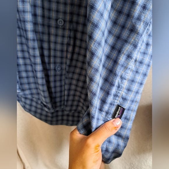 Men's Patagonia Organic Cotton Blue Plaid Long Sleeve Button Up Shirt - Picture 7 of 9